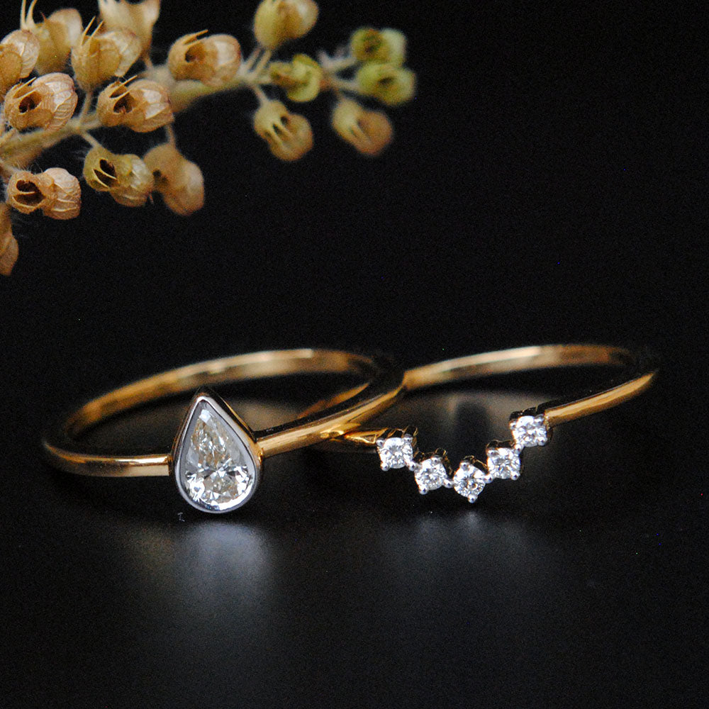 Gold Ring| Buy New premium Jewellery Upto 70% Off