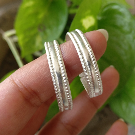 Buy Thumb Ring, Statement Silver Ring, Adjustable Silver Ring, V Shape  Silver Ring, Wave Ring, Chunky Ring Online in India - Etsy